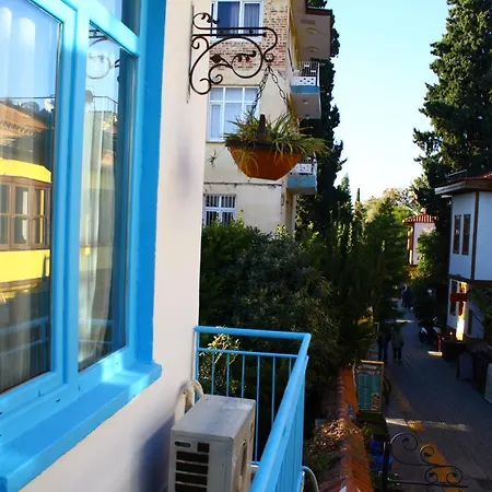 Beyaz Butik 民宿 *